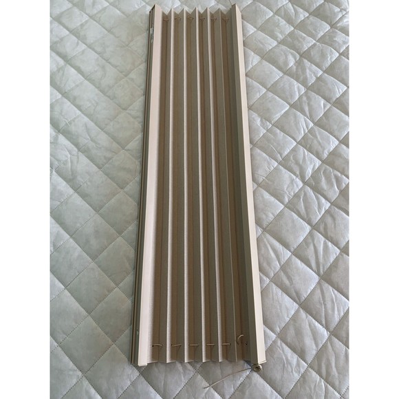 UNITED SHADE 32’’ W X 11” H 1" PLEAT SUEDE RV PLEATED SHADE 920486 NEW😀 - Picture 10 of 12